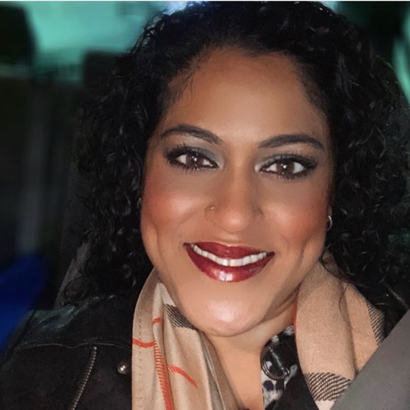 Meet your Posher, Shamila - Picture 1 of 2